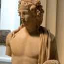 Was sind die Eigenschaften von Dionysus?