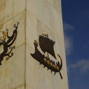 bg